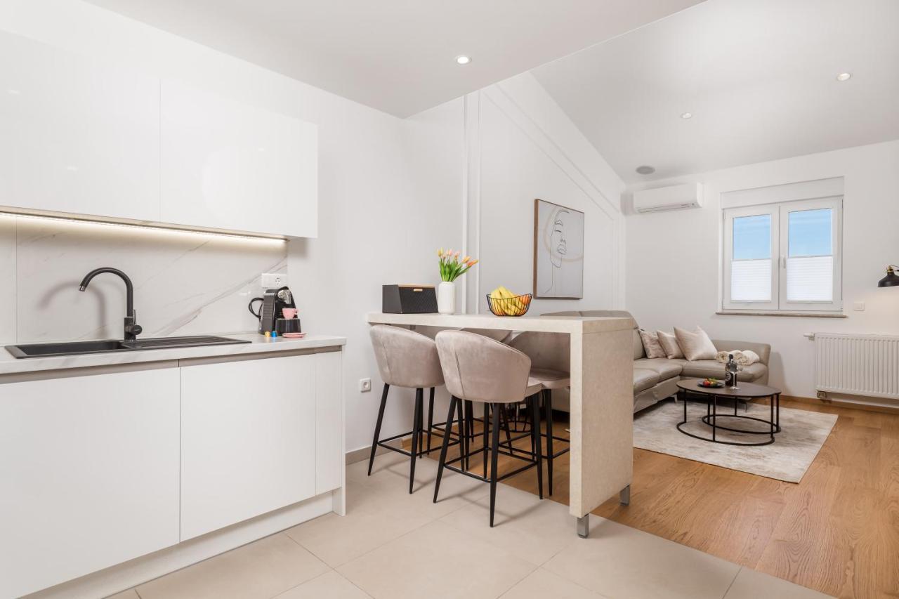קסטב Gallery Apartment Megan2 With Parking מראה חיצוני תמונה